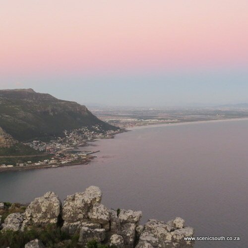 Kalk Bay, St James and Muizenberg from the top of Elsies Peak at sunset. Photo: Viv of Scenic South